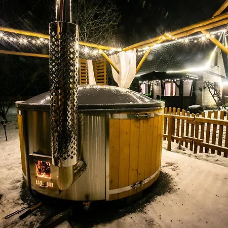 Ranczo W Lesie - Domki Z Jacuzzi Ozarow Exterior photo